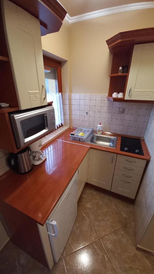 Nefelejcs Fagyizó és Apartmanház Kistolmacs Extérieur photo