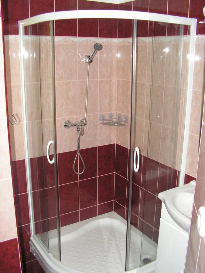 Nefelejcs Fagyizó és Apartmanház Kistolmacs Extérieur photo